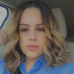 Meet your Posher, Michele